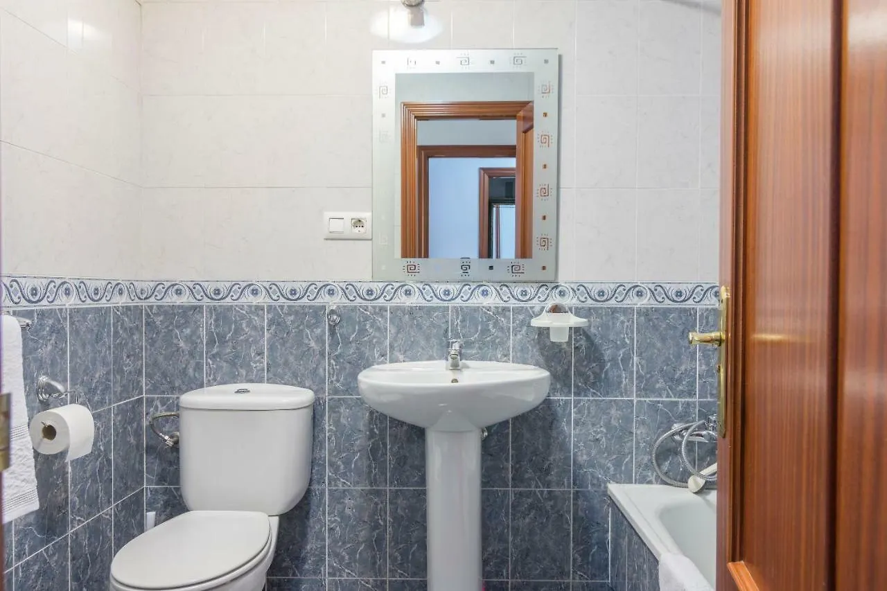 Apartment Apartamento Alaska 800 M De La Playa Parking Privado Malaga